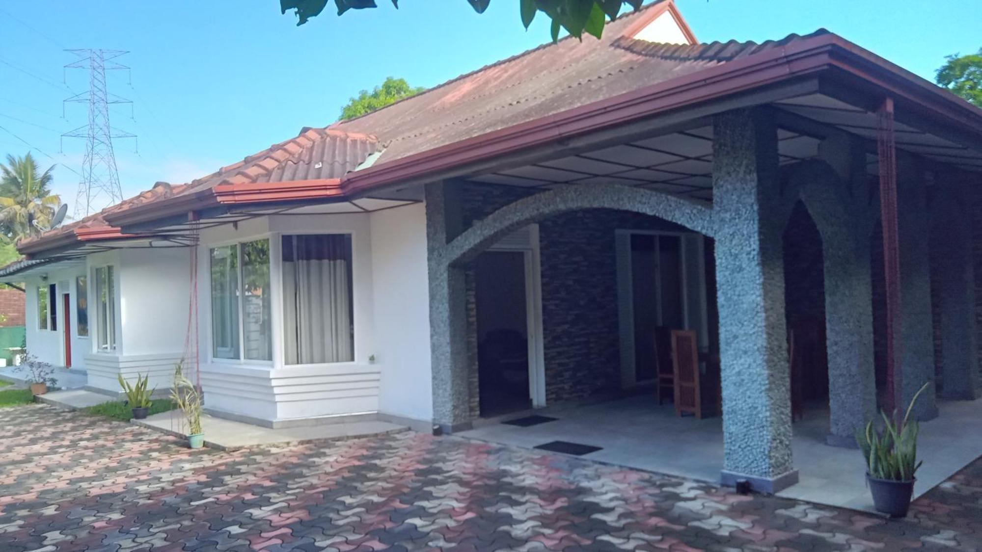 Villaflorence Kadawatha المظهر الخارجي الصورة
